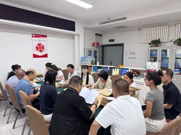 严把论文质量关 夯实教学根基 管理科学与工程学院开展本科毕业论文专项检查工作