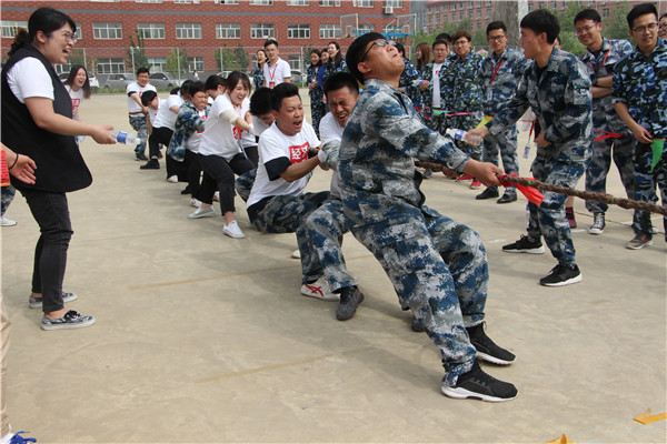活力四射 赛出风采——我校举行教职工趣味运动会决赛