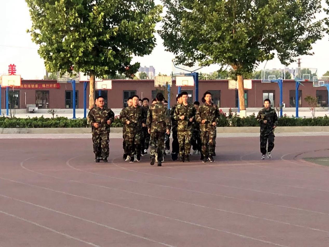 强化凝“新”聚力,赓续立德树人——我校“传帮带”式新入职辅导员培训圆满结束