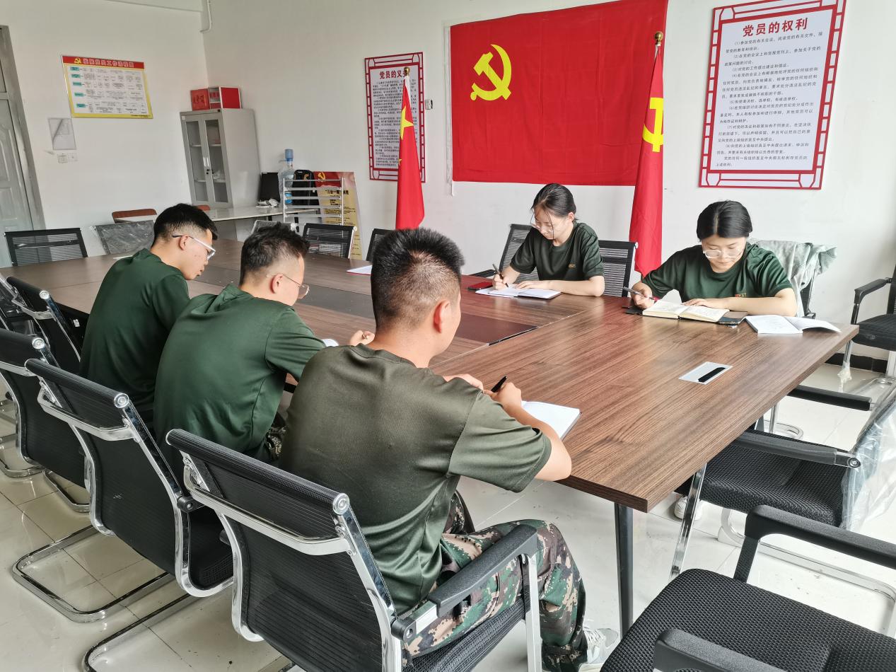 强化凝“新”聚力,赓续立德树人——我校“传帮带”式新入职辅导员培训圆满结束