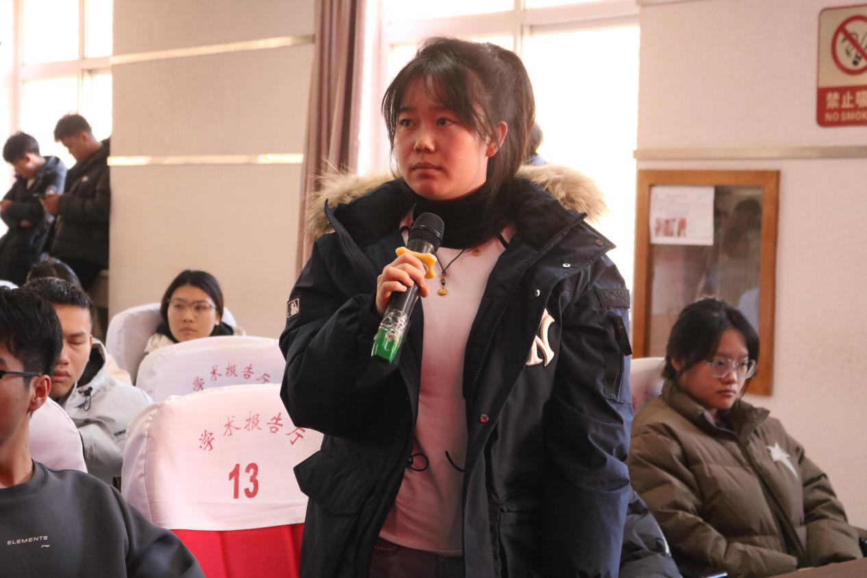 保定理工学院成功举办考研经验分享会