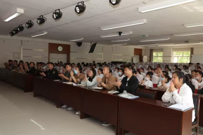 美好“食”光，安全相伴 保定理工学院开展食品从业人员安全培训