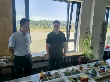 深化产教融合 致力非遗传承——保定理工学院校领导赴易水砚有限公司洽谈合作