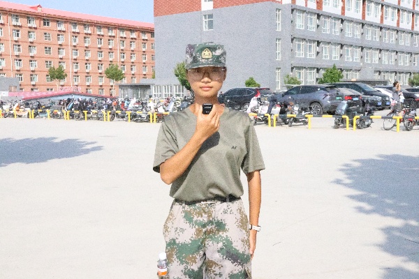 【军训访谈，言表心声】殷殷寄语，助梦远航——经济学院军训教官访谈