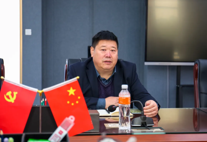 中国共产党员日记博物馆康殿英馆长一行到保定理工学院参观座谈