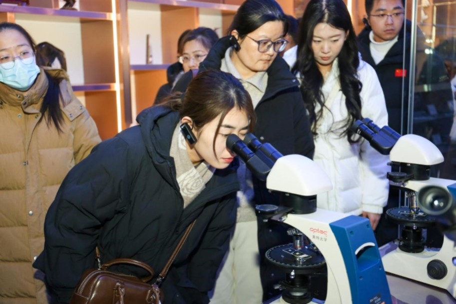 交流互鉴促提升 校际联动强党建——全市教育系统党务干部党建交流活动在我校成功举办