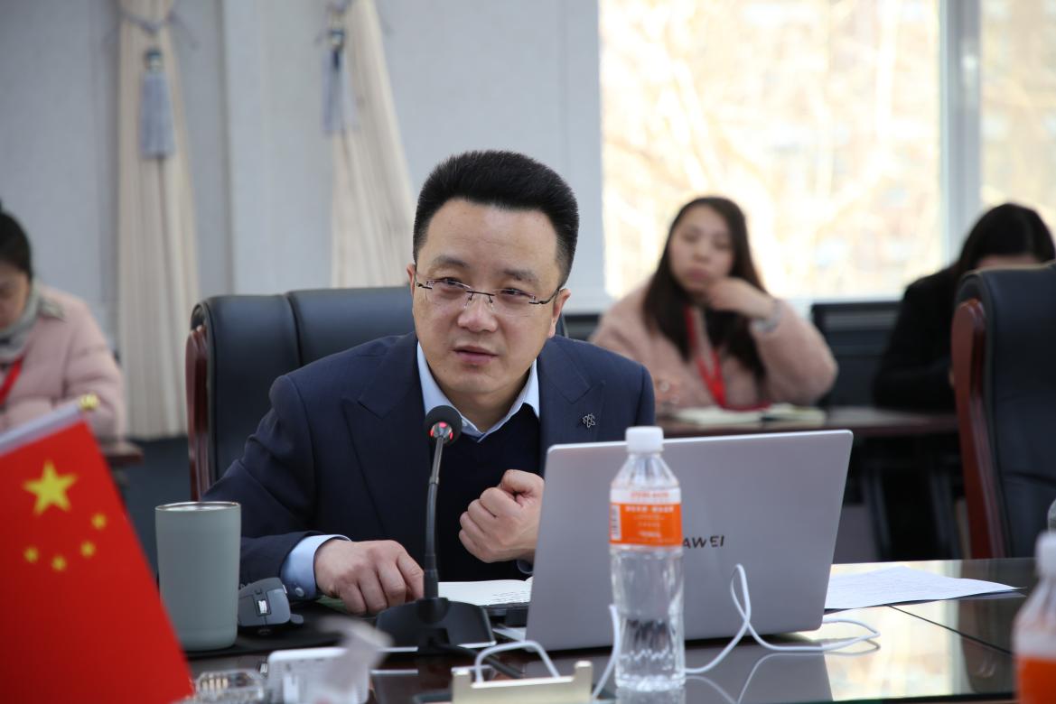 我校召开期初教学检查汇报会