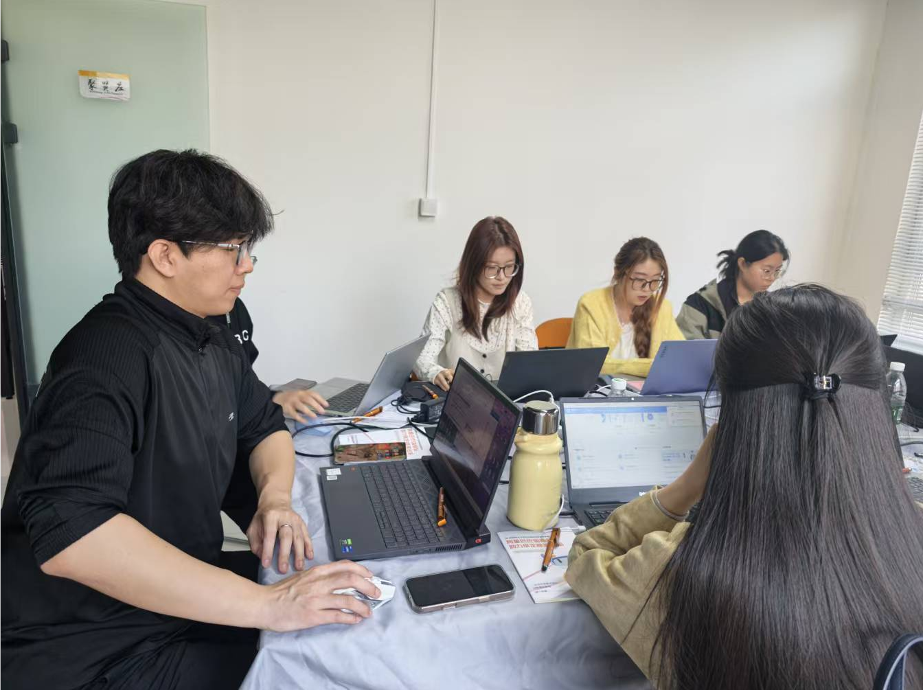 产教融合深推进，校企协同育英才——经济学院与保定赤橙“联合办公”项目有序开展