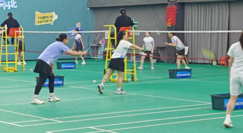 我校代表队在河北省第二届民办高校教职工羽毛球比赛中斩获佳绩