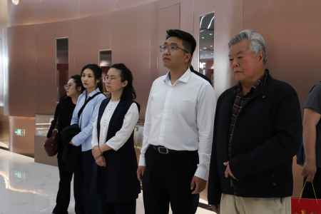 交流互鉴促发展 携手同行谱新篇 ——张家口学院美术学院领导莅临保定理工学院艺术学院参观交流