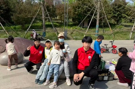 受助怀初心 回馈赴新程 | 保定理工学院艺术学院助学金获得者以艺践行感恩