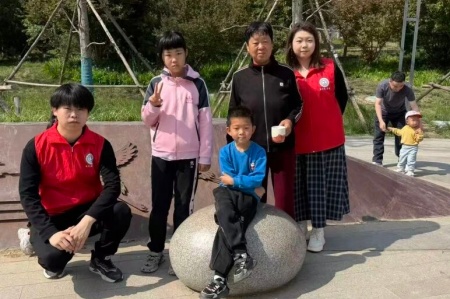 受助怀初心 回馈赴新程 | 保定理工学院艺术学院助学金获得者以艺践行感恩