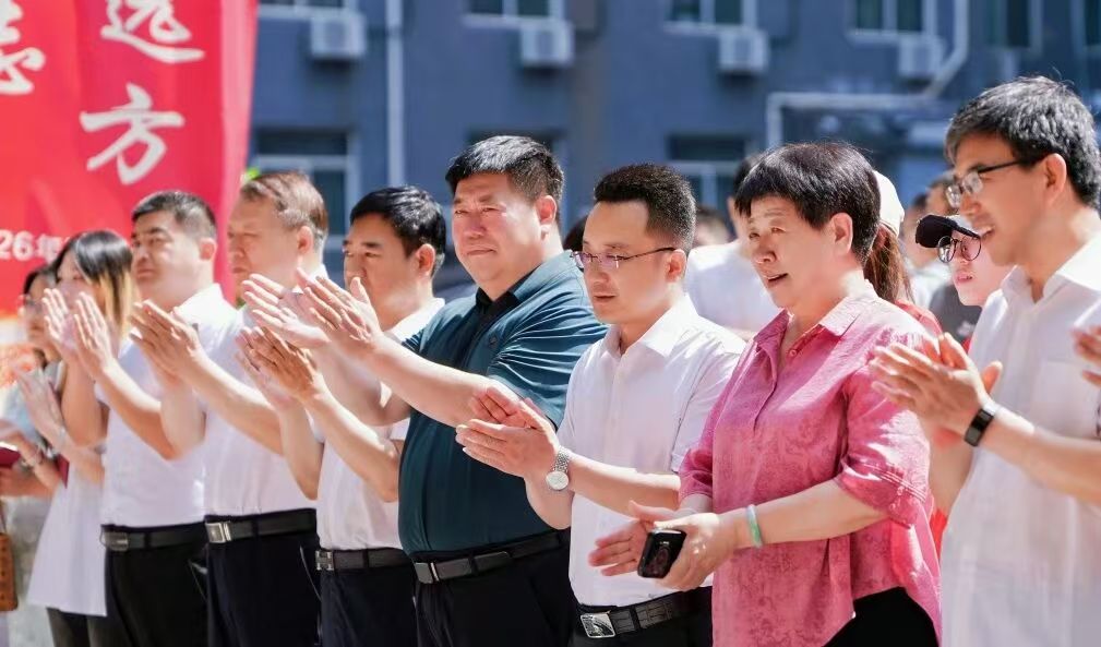 筑梦未来 共赴山海｜保定理工学院温情送别2026届毕业生奔赴新征程