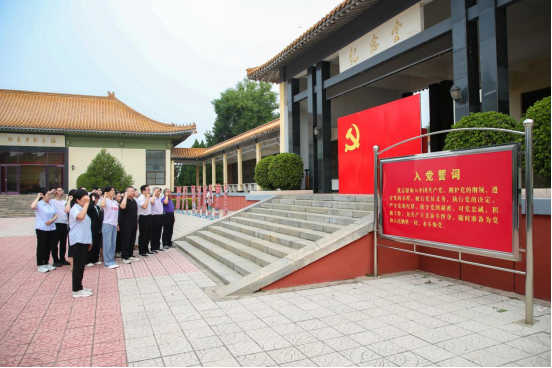 保定理工学院赴白求恩柯棣华纪念馆 开展“行走的思政课”实践研学活动