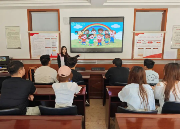 【教育学院·学院快讯】同讲普通话，携手进万家——教育学院推广普通话进龙泉社区