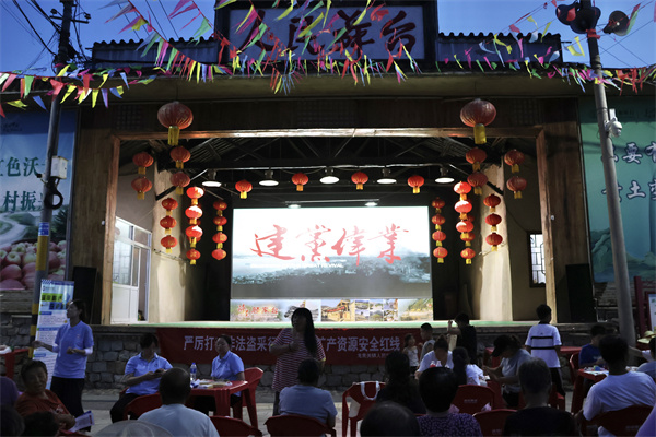 红医践志赴乡土，红心筑梦续华章——康复医学院赴顾家台村开展三下乡暑期志愿服务活动