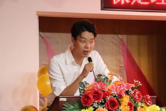 夏风送骊歌 青春正启航 ——会计学院2026届毕业典礼圆满落幕