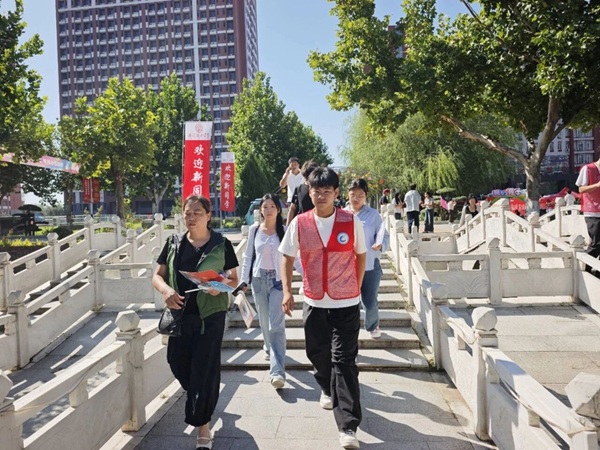 金秋迎学子 笃行赴新途|管理科学与工程学院2026级新生开启大学新征程